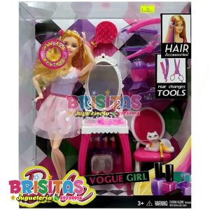 Muñeca C/Accesorios De Belleza